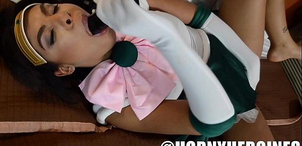  Zoey Reyes Cosplays Sailor Jupiter "Sailor Slut"